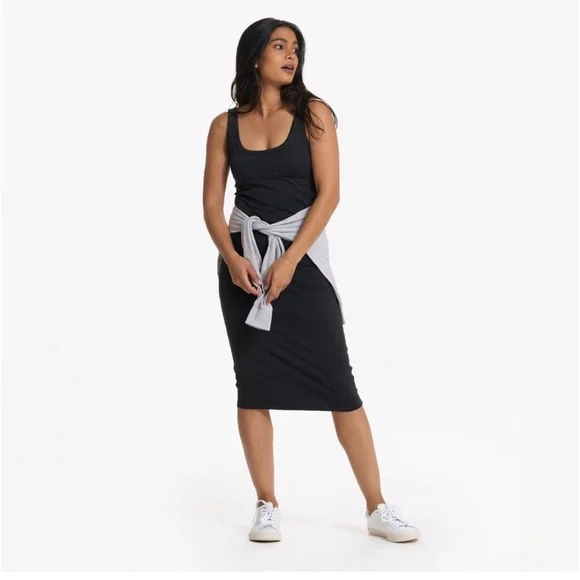 Vuori Halo Essential Dress
Women's DreamKnit Dress HEATHERED BLACK SIZE LARGE - Picture 7 of 13